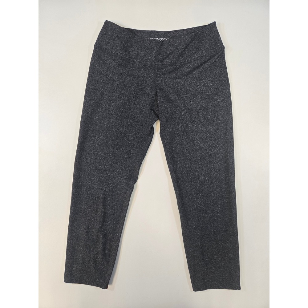 Beyond Yoga Space Dye Capri Leggings Gray Maroon Colorblock Womens Size Medium